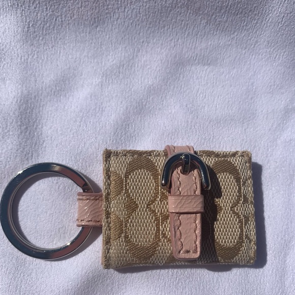 Vintage Coach Key Chain - Picture 3 of 6